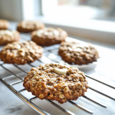 Healthy Banana Oatmeal Cookies