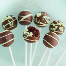 Chocolate Mint Cake Pops