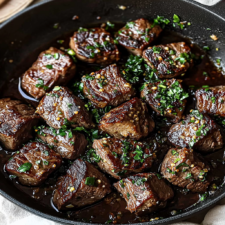Garlic Butter Steak Bites