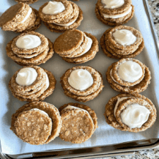 Tiny Oatmeal Cream Pies